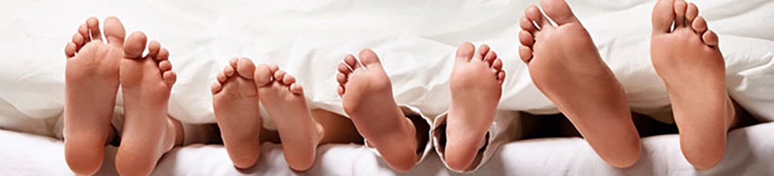feet-in-bed1100 feet-in-bed1100